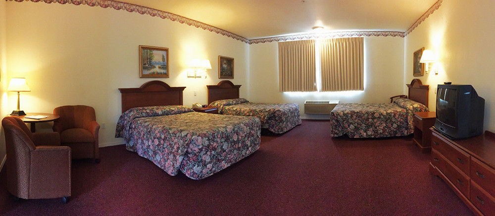 Lighthouse Inn Кресент-Сити Экстерьер фото
