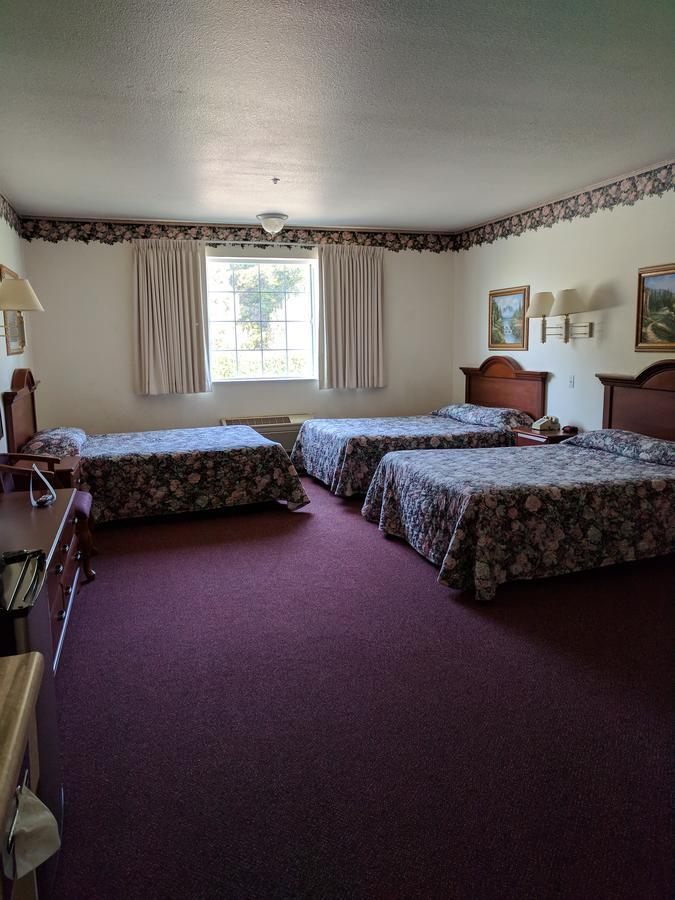Lighthouse Inn Кресент-Сити Экстерьер фото